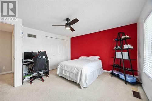 1260 Daley Avenue, Sarnia, ON - Indoor Photo Showing Bedroom