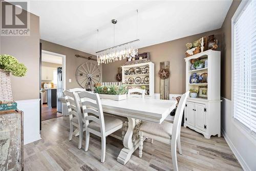 1260 Daley Avenue, Sarnia, ON - Indoor Photo Showing Dining Room