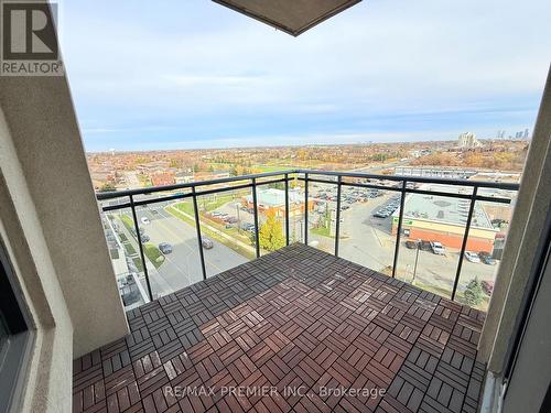 811 - 24 Woodstream Boulevard, Vaughan, ON - Outdoor With Balcony With View