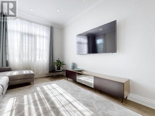 268 Forest Run Boulevard, Vaughan, ON - Indoor Photo Showing Other Room