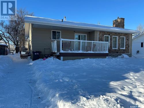 314 5Th Avenue N, Wapella, SK - Outdoor With Deck Patio Veranda