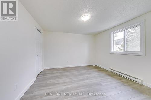 32 Danville Avenue, Halton Hills, ON - Indoor Photo Showing Other Room