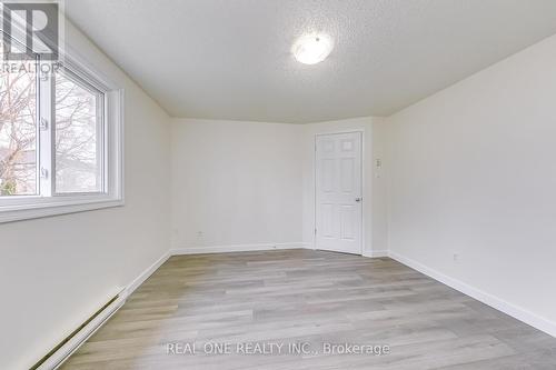 32 Danville Avenue, Halton Hills, ON - Indoor Photo Showing Other Room