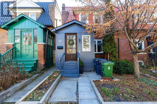 31 Grafton Avenue, Toronto, ON - Outdoor With Facade