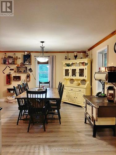 3247 Flinton Road, Addington Highlands, ON - Indoor Photo Showing Dining Room