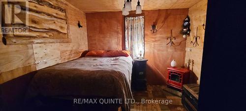 3247 Flinton Road, Addington Highlands, ON - Indoor Photo Showing Bedroom