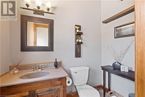 1758 Forty Foot Road, Central Frontenac (Frontenac Centre), ON - Indoor Photo Showing Bathroom