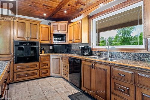 1758 Forty Foot Road, Central Frontenac (Frontenac Centre), ON - Indoor Photo Showing Kitchen With Double Sink