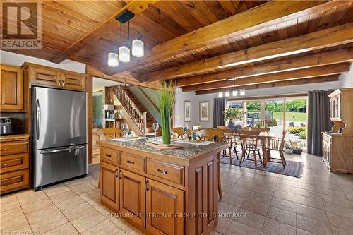 1758 Forty Foot Road, Central Frontenac (Frontenac Centre), ON - Indoor Photo Showing Kitchen