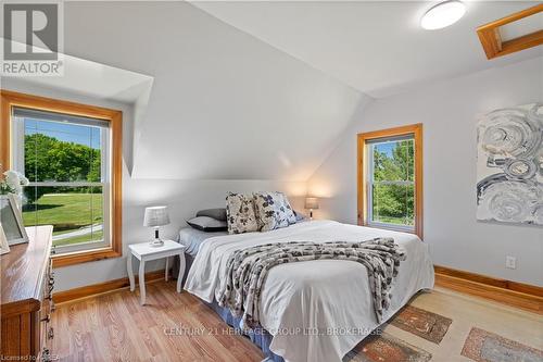 1758 Forty Foot Road, Central Frontenac (Frontenac Centre), ON - Indoor Photo Showing Bedroom