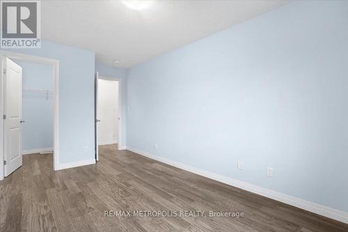 34 Queensbrook Crescent, Cambridge, ON - Indoor Photo Showing Other Room