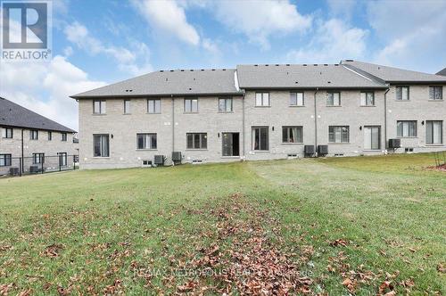 34 Queensbrook Crescent, Cambridge, ON - Outdoor