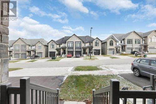 34 Queensbrook Crescent, Cambridge, ON - Outdoor With Facade