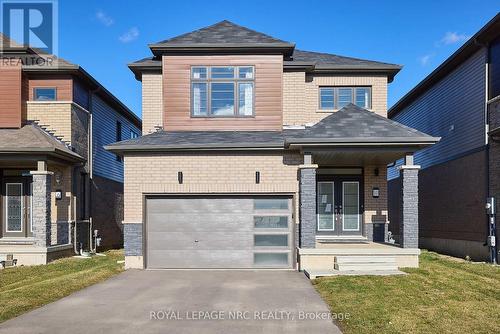 10 Peach Street, Thorold (560 - Rolling Meadows), ON - Outdoor With Facade