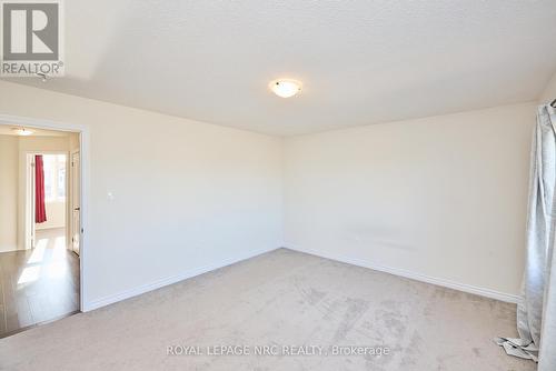 10 Peach Street, Thorold (560 - Rolling Meadows), ON - Indoor Photo Showing Other Room