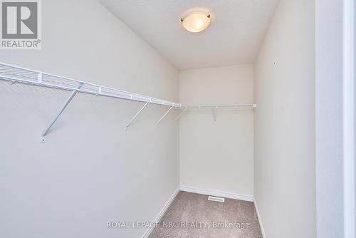 10 Peach Street, Thorold (560 - Rolling Meadows), ON - Indoor With Storage