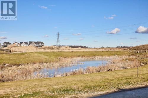 10 Peach Street, Thorold (560 - Rolling Meadows), ON - Outdoor With Body Of Water With View