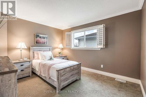 69 Ipswich Terrace, Ottawa, ON - Indoor Photo Showing Bedroom