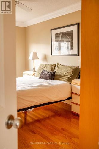 429 Sparkman Avenue, Ottawa, ON - Indoor Photo Showing Bedroom