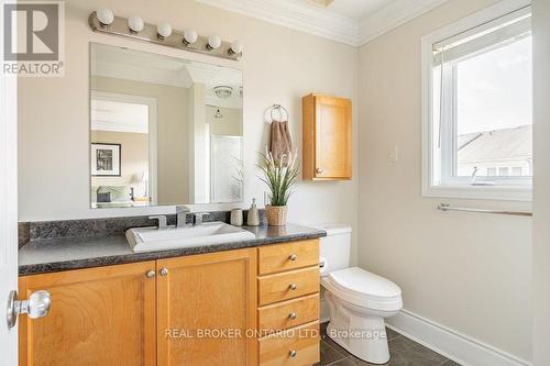 429 Sparkman Avenue, Ottawa, ON - Indoor Photo Showing Bathroom