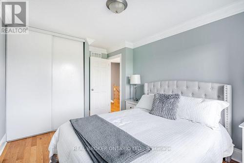 429 Sparkman Avenue, Ottawa, ON - Indoor Photo Showing Bedroom