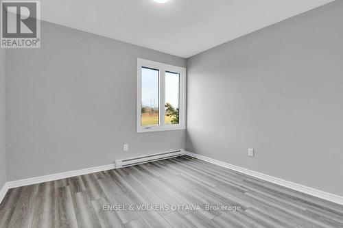 46 Bethune Court, Ottawa, ON - Indoor Photo Showing Other Room