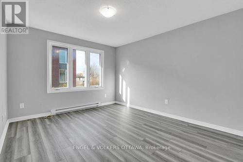 46 Bethune Court, Ottawa, ON - Indoor Photo Showing Other Room