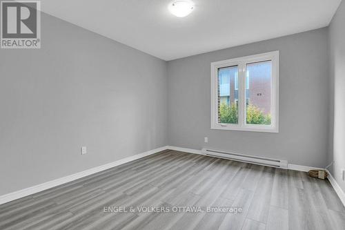 46 Bethune Court, Ottawa, ON - Indoor Photo Showing Other Room