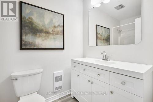 46 Bethune Court, Ottawa, ON - Indoor Photo Showing Bathroom