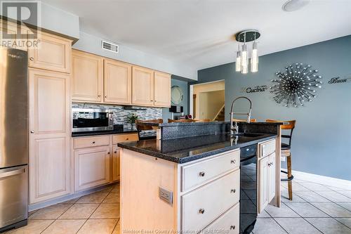 77 Prince Albert Street North, Kingsville, ON - Indoor Photo Showing Kitchen