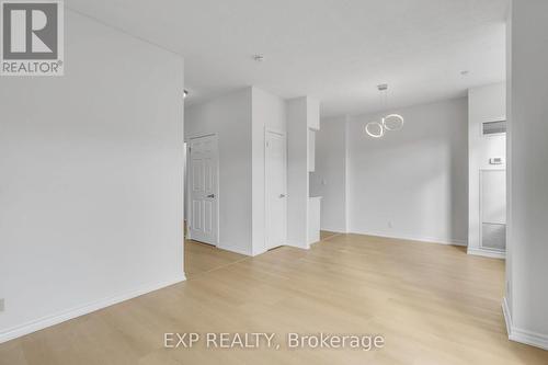 102 - 16 Dallimore Circle, Toronto, ON - Indoor Photo Showing Other Room