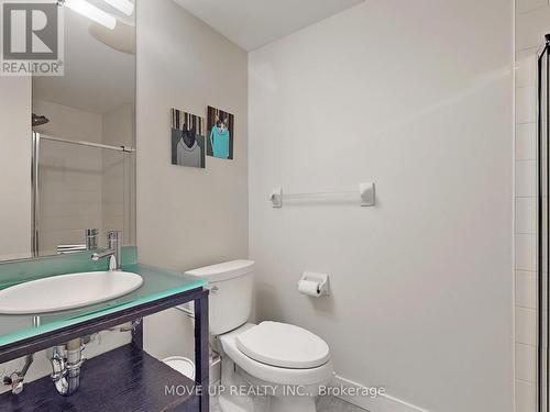 1406 - 438 King Street W, Toronto, ON - Indoor Photo Showing Bathroom