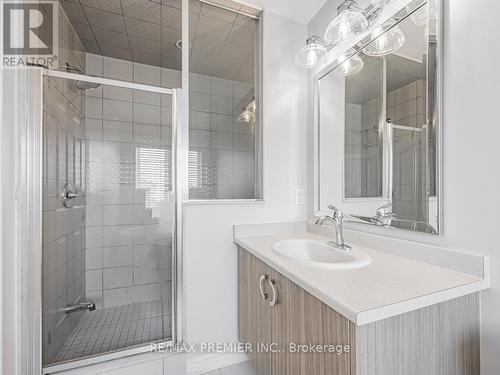 14 Westbury Way, Whitby, ON - Indoor Photo Showing Bathroom