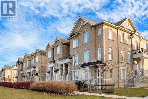 125 Dundas Way, Markham, ON - Outdoor With Facade