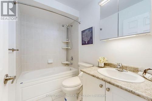 125 Dundas Way, Markham, ON - Indoor Photo Showing Bathroom