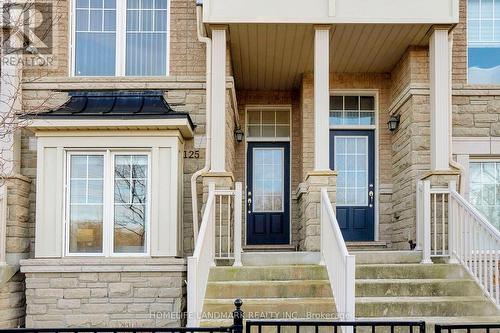 125 Dundas Way, Markham, ON - Outdoor With Facade