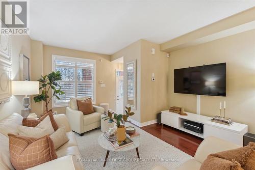 29 - 1330 Altona Road, Pickering, ON - Indoor Photo Showing Living Room