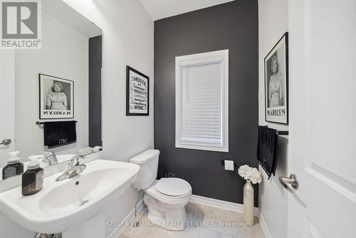 1001 Barton Way, Innisfil, ON - Indoor Photo Showing Bathroom