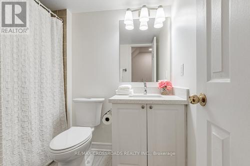 26 - 31 Foundry Avenue, Toronto, ON - Indoor Photo Showing Bathroom