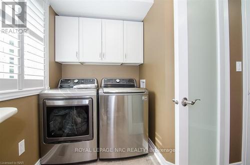 46 Millbridge Cres Crescent, Pelham (662 - Fonthill), ON - Indoor Photo Showing Laundry Room