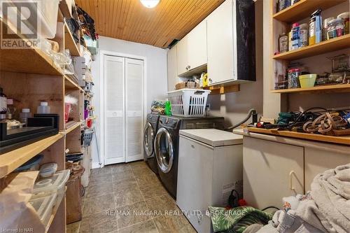 107 Queen St Street, Haldimand County, ON - Indoor Photo Showing Laundry Room