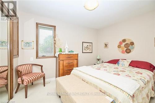 1750 York Road, Niagara-On-The-Lake (106 - Queenston), ON - Indoor Photo Showing Bedroom