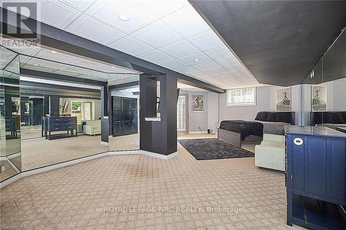 68 Welstead Drive, St. Catharines (462 - Rykert/Vansickle), ON - Indoor Photo Showing Other Room