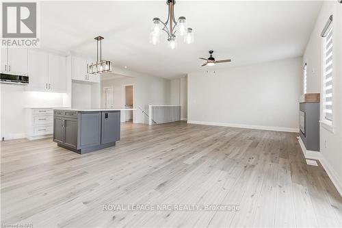 64 Hickory Court, Port Colborne, ON - Indoor Photo Showing Kitchen