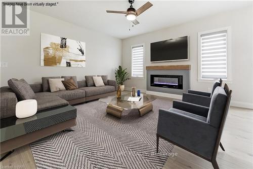 64 Hickory Court, Port Colborne, ON - Indoor Photo Showing Living Room With Fireplace