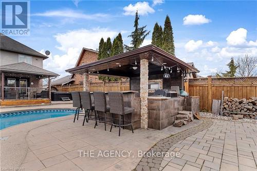 32 Glenwood Parkway, Welland (774 - Dain City), ON - Outdoor With In Ground Pool With Deck Patio Veranda