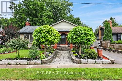 6835 Wills Street, Niagara Falls (206 - Stamford), ON - Outdoor