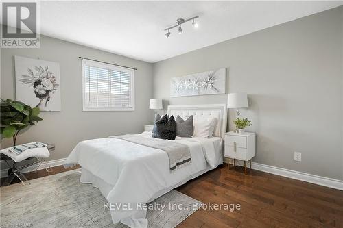 29 - 8136 Coventry Road, Niagara Falls (218 - West Wood), ON - Indoor Photo Showing Bedroom