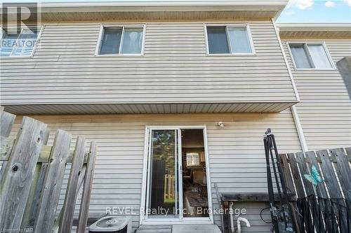 29 - 8136 Coventry Road, Niagara Falls (218 - West Wood), ON - Outdoor With Exterior