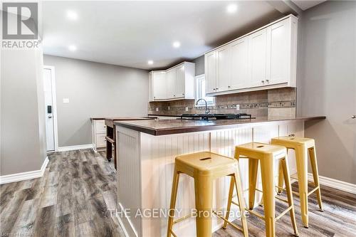 2540 Airline Street Street, Fort Erie (328 - Stevensville), ON - Indoor Photo Showing Kitchen